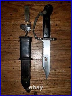 East German army bayonet and scabbard 3