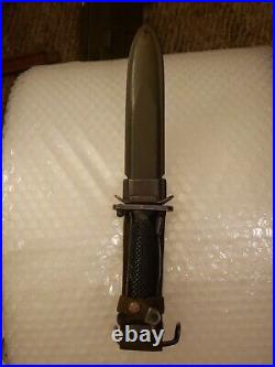 GENUINELY SCARCE EXC. M5 Bayonet for M1 Garand made by UTICA M8-A1 SCABBARD