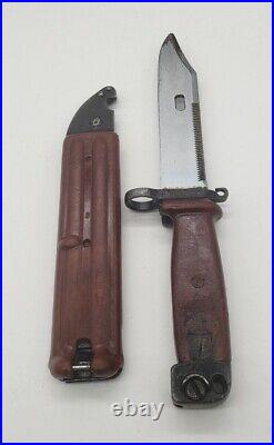 ORIGINAL SOVIET RUSSIAN KNIFE BAYONET Bakalite Scabbard