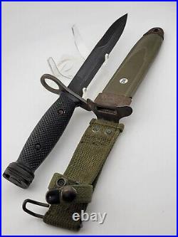 Original Vietnam War Era US M7 Bayonet W US M8 Scabbard Excellent Condition