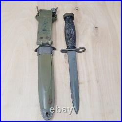 Vintage WWII M1 Camillus U. S. M4 Bayonet With M8A1 Scabbard USGI