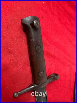 WW1 M1891 Italian Carcano Bayonet With Ribbed Steel Scabbard