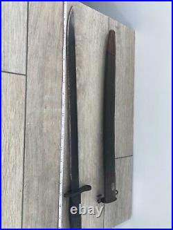 WW1 US Bayonet 1918 Remington With GF Signed Scabbard Edged Blade With Patina