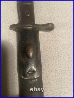 WWI US Bayonet And Scabbard (Original) Dated 1913 Made By Remington