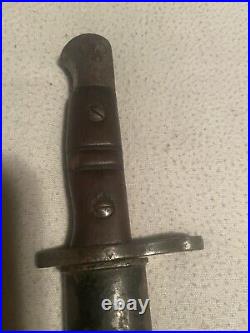 WWI US Bayonet And Scabbard (Original) Dated 1913 Made By Remington