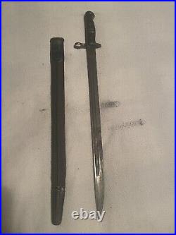 WWI US Bayonet And Scabbard (Original) Dated 1913 Made By Remington